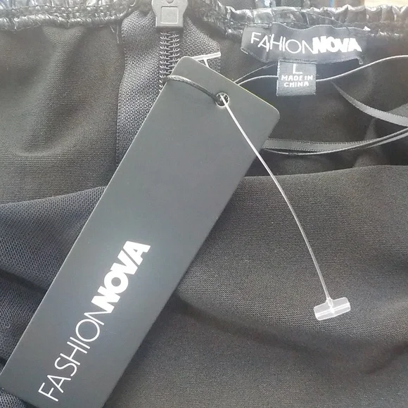 Sexy Blk Skinny JumpSuit - Picture 12 of 12